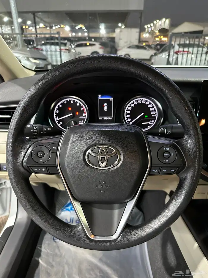 تويوتا كامري 2023 وكالة ستاندر 31