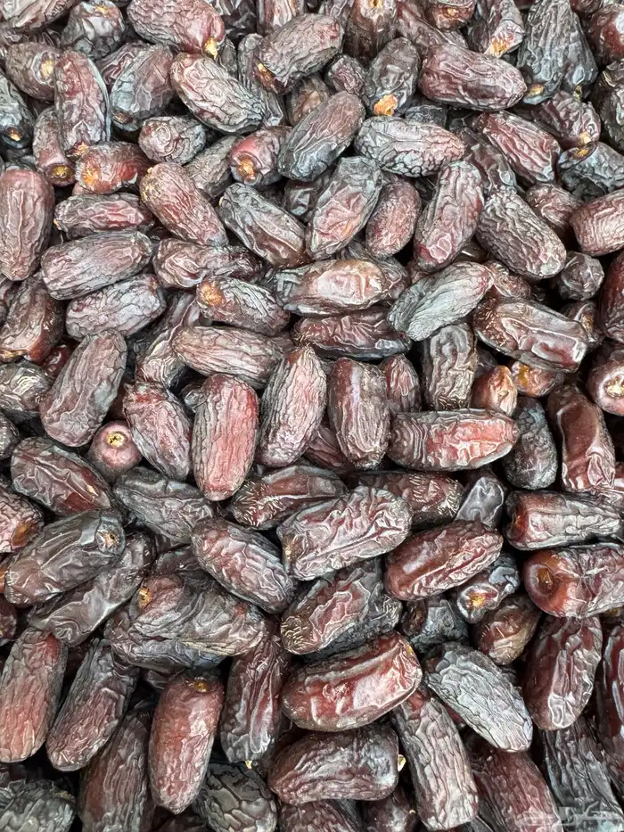 تمور المدينة ( عجوة - صفاوي- عنبره - صقعي ) 11