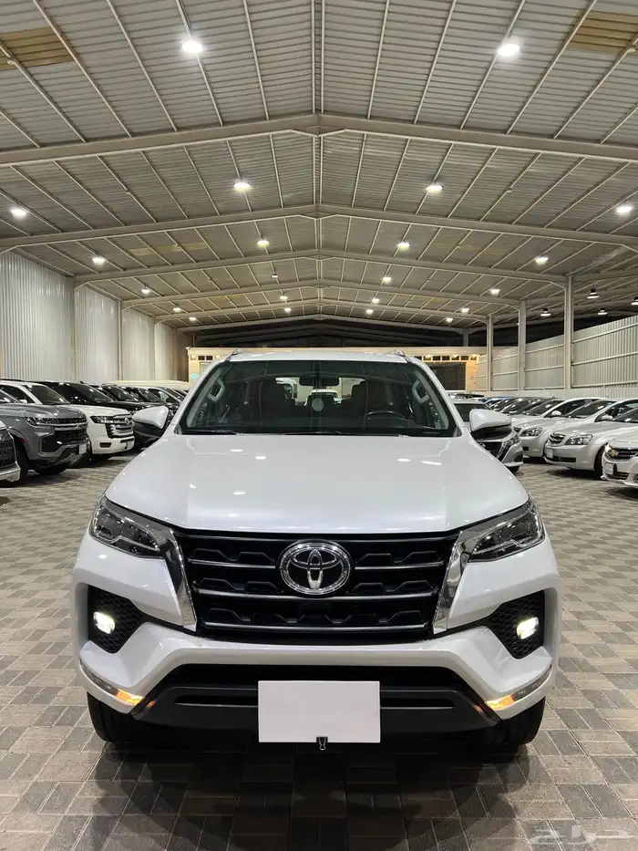 للبيع تويوتا فورشنر VX1 2023 1