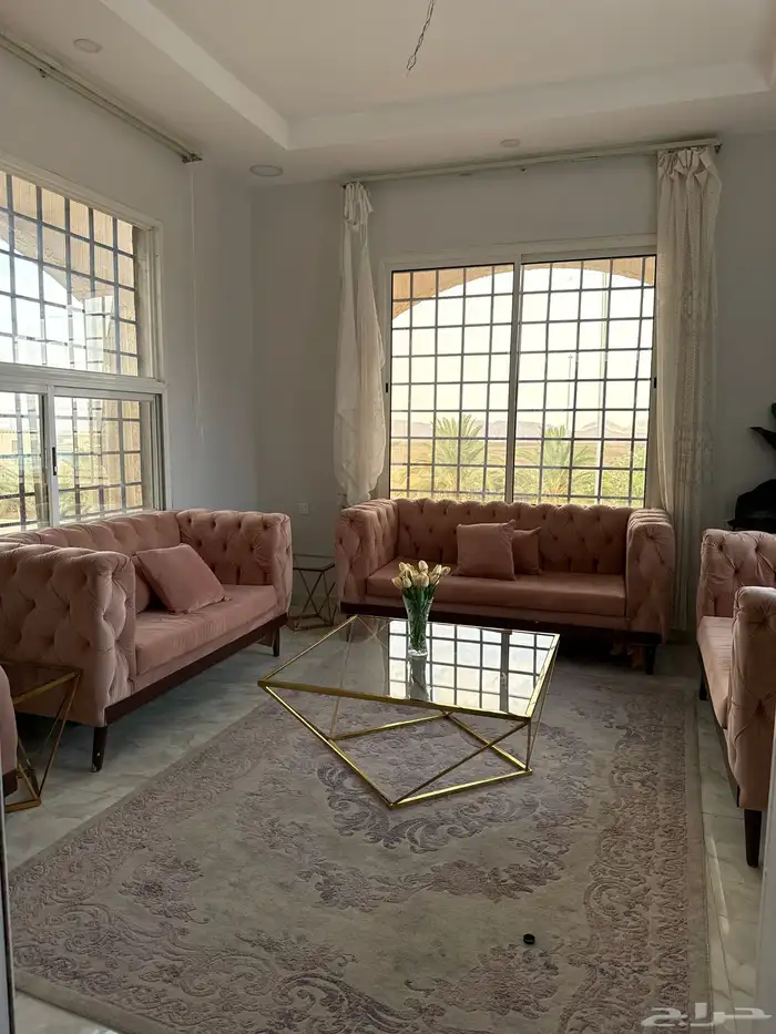 كنب طاولات اثاث 2