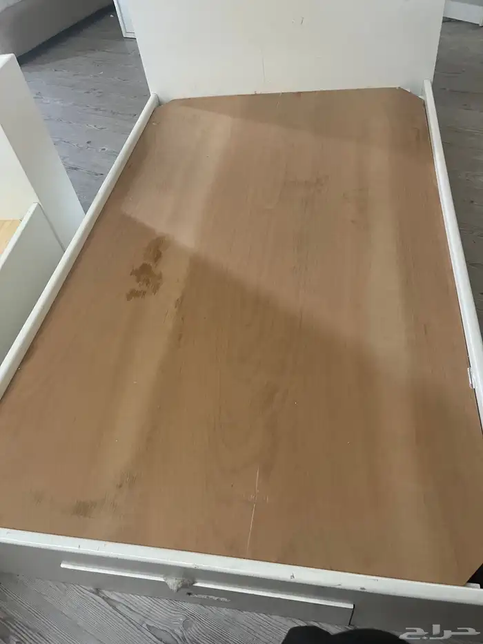 سرير مستعمل 3 اسره نفس بعض على السوم 0
