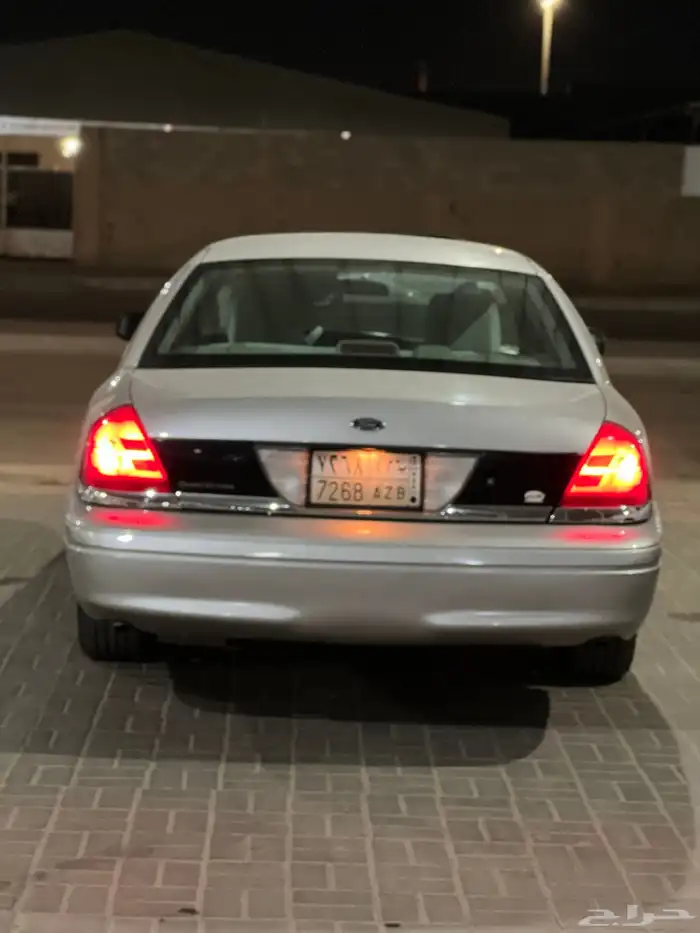 فورد فكتوريا 2011 سعودي 4