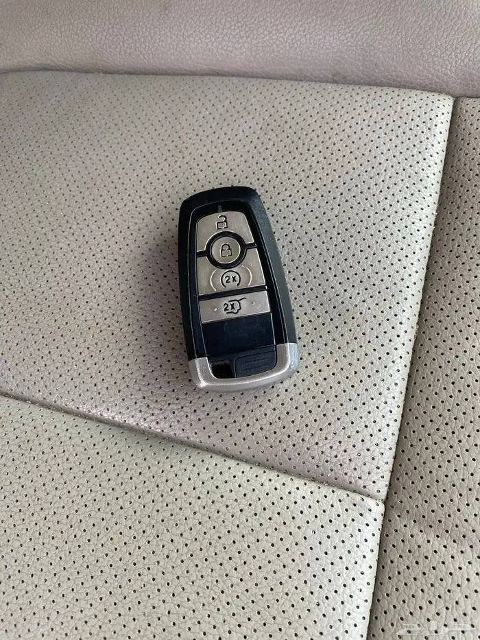 فورد اكسبديشن 2019 فل كامل بدون دبل نظيف 17