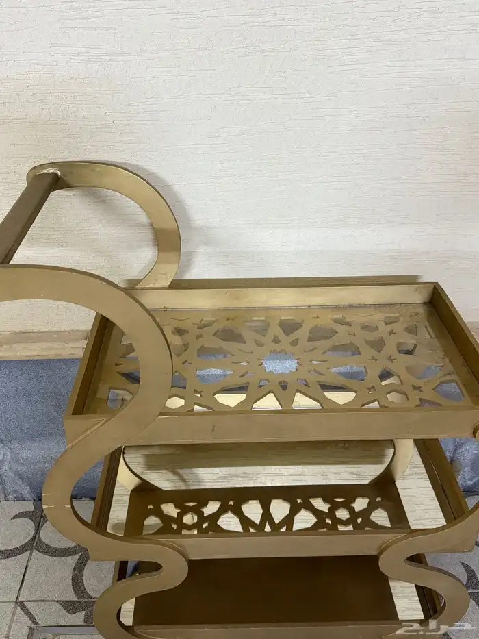 عربيه جديده ب ثلاث ارفف زجاج 3