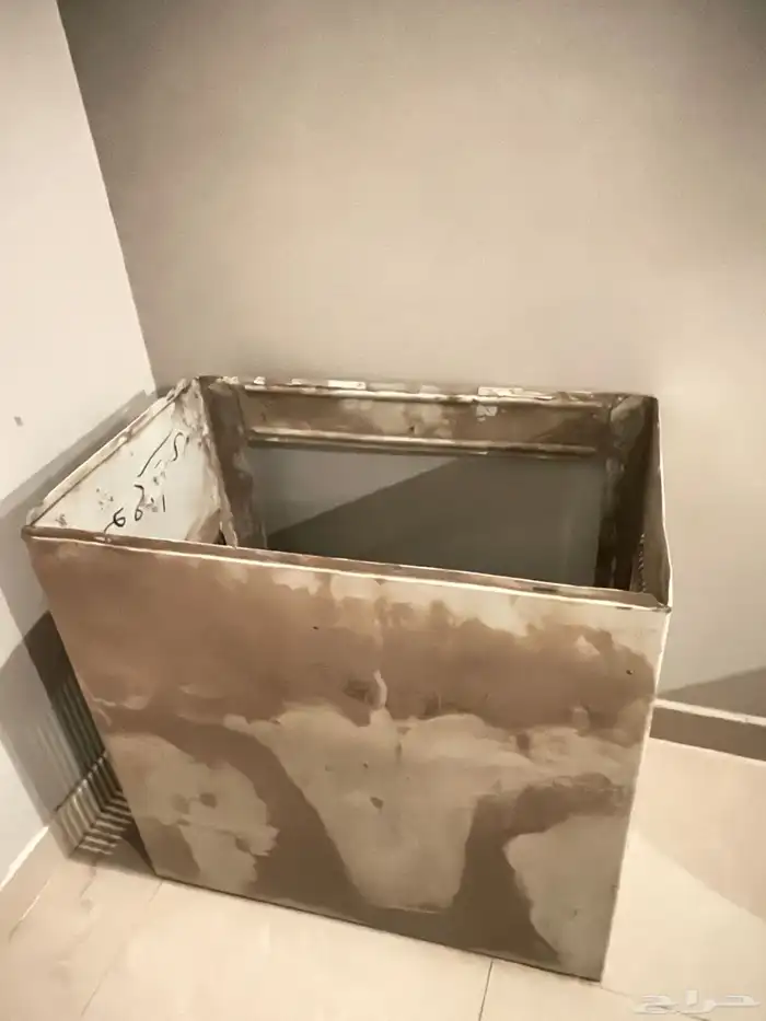 اجهزة كهربائية وصندوق مكيف 2