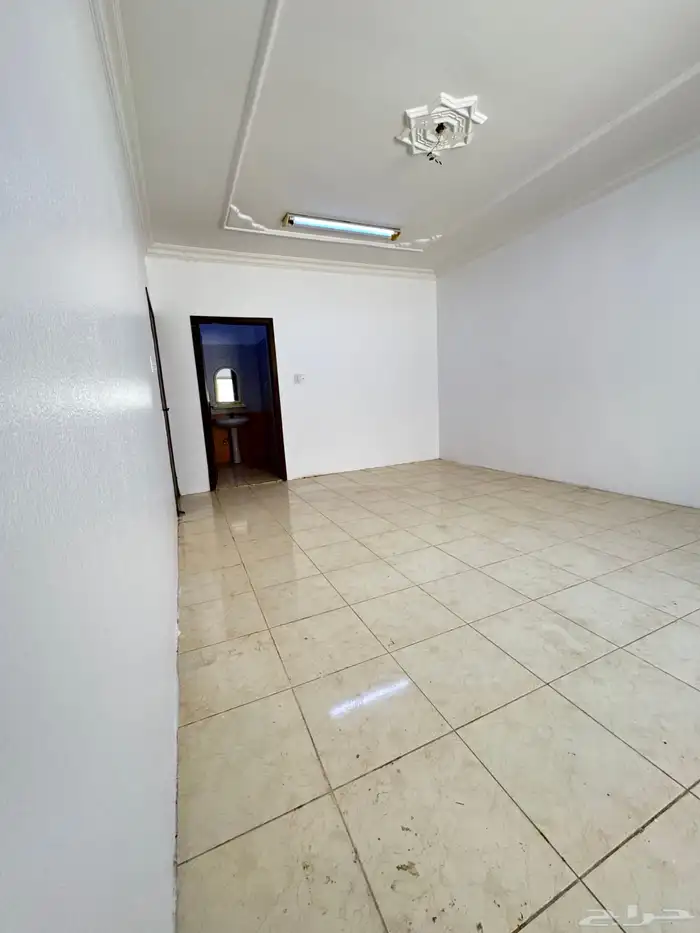 شقة عوائل للإيجار 11