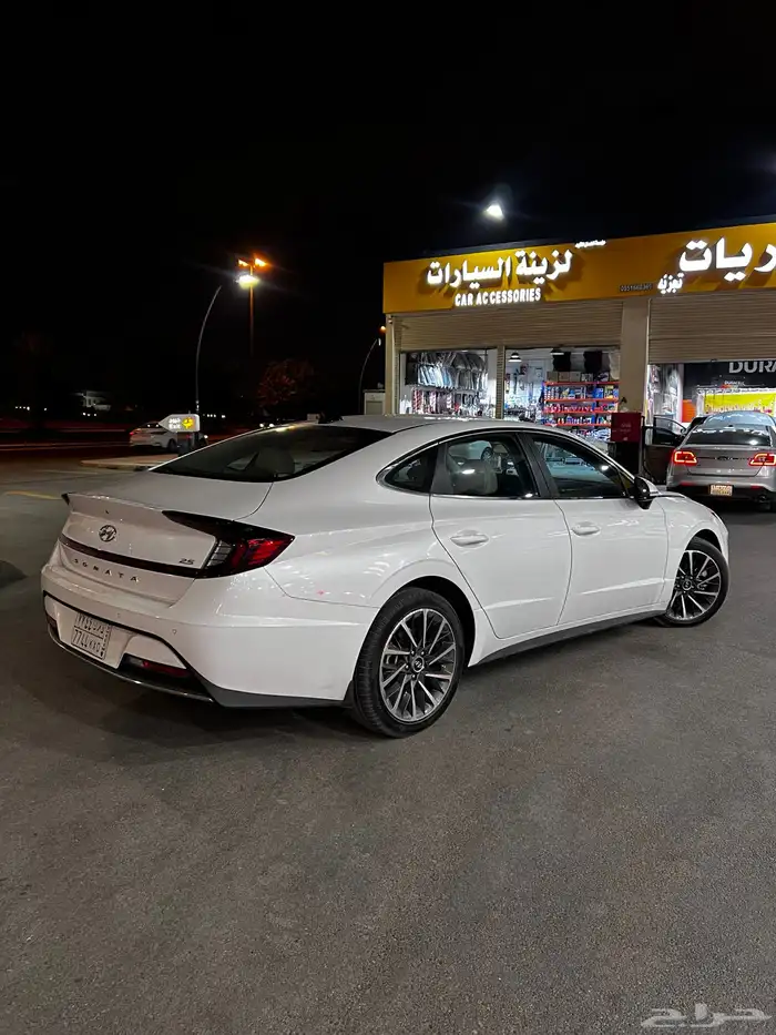 سوناتا 2022 شد بلد من الصدام للصدام( تم البيع   ) 2