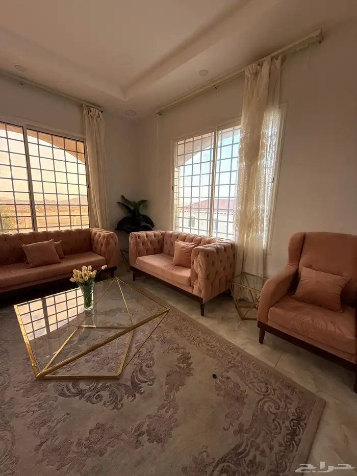 كنب طاولات اثاث 4