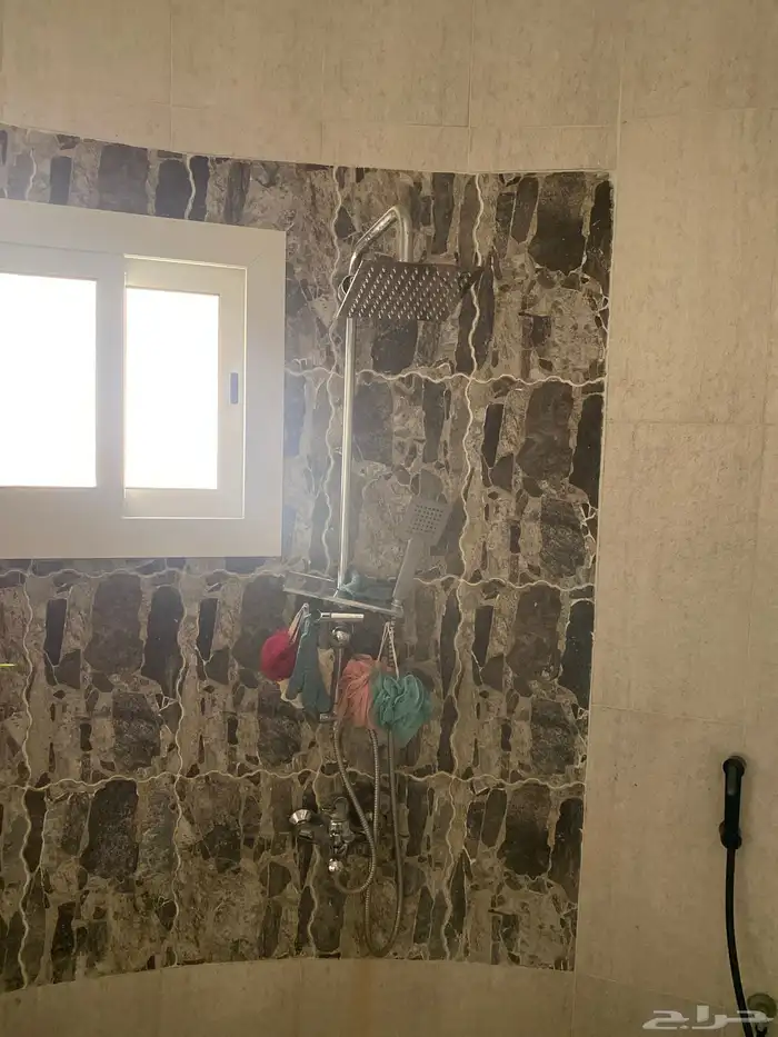 طقم حمامين مع مغلي ومروش وعلب مناديل ومرايات 1