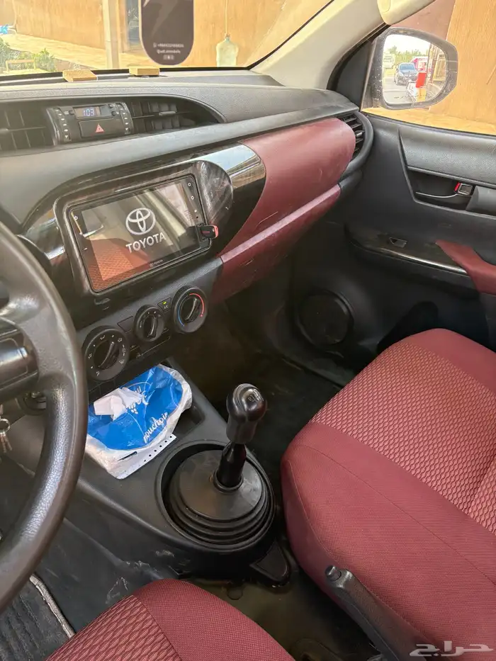 للبيع تويوتا هايلكس ديزل غمارة شاص طويل موديل 2023 7