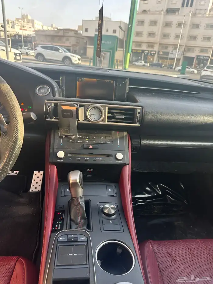 لكزس RC350 مالك اول بدي وكالة 19