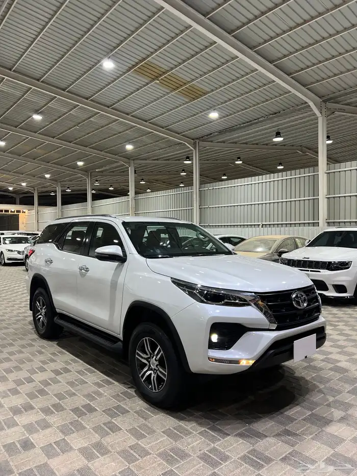 للبيع تويوتا فورشنر VX1 2023 0