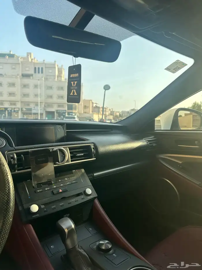 لكزس RC350 مالك اول بدي وكالة 18