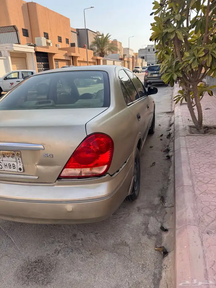 نيسان صني 2004 0