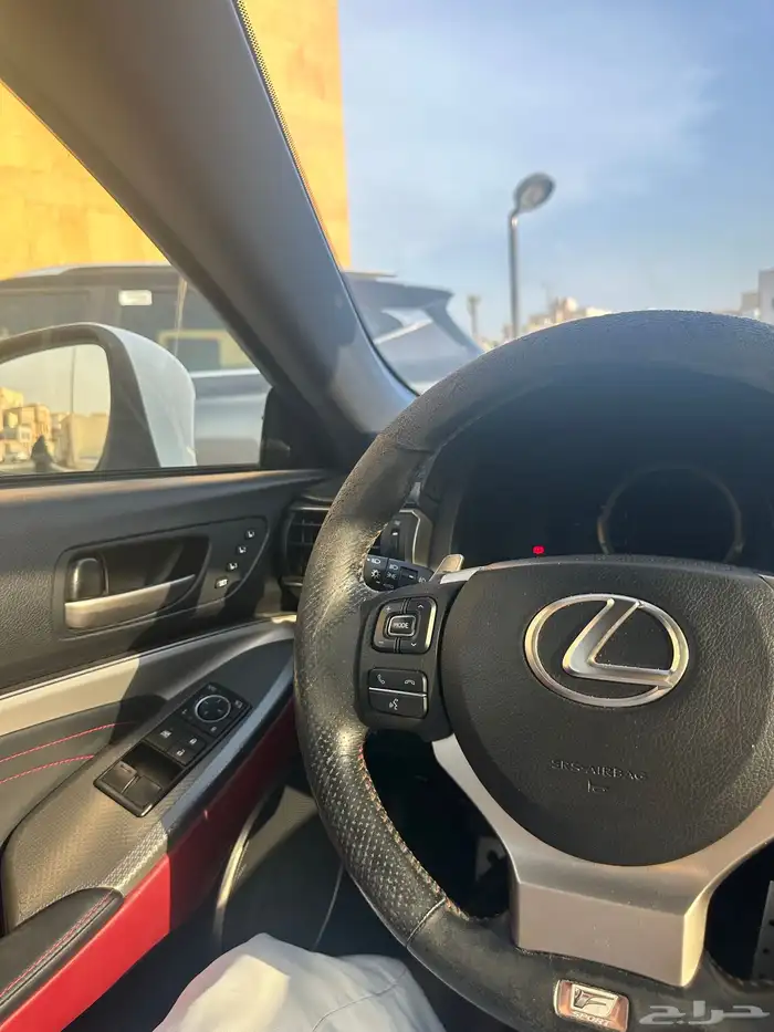 لكزس RC350 مالك اول بدي وكالة 17