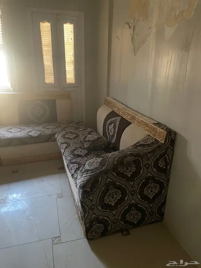سلام عليكم ورحمة الله وبركاته اعرض لكم كنب نضيف ع السوم 4