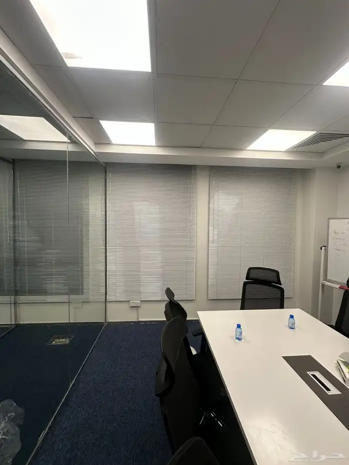 ابواب بلاستيك وجلد وستائر 8