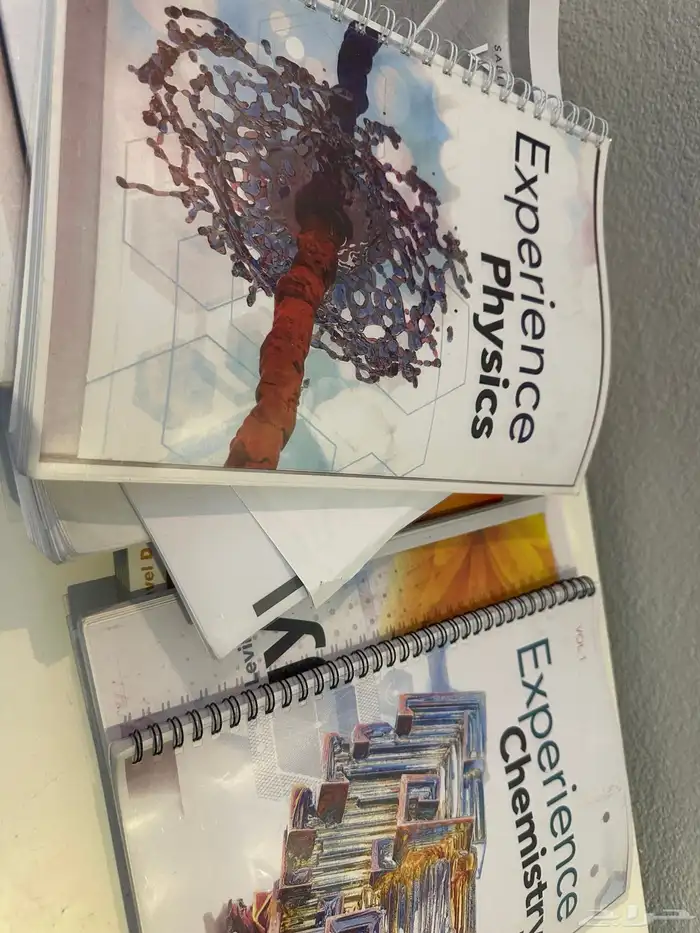 كتب منهج امريكي جميع المراحل و جميع المناهج بحالة ممتازة 10