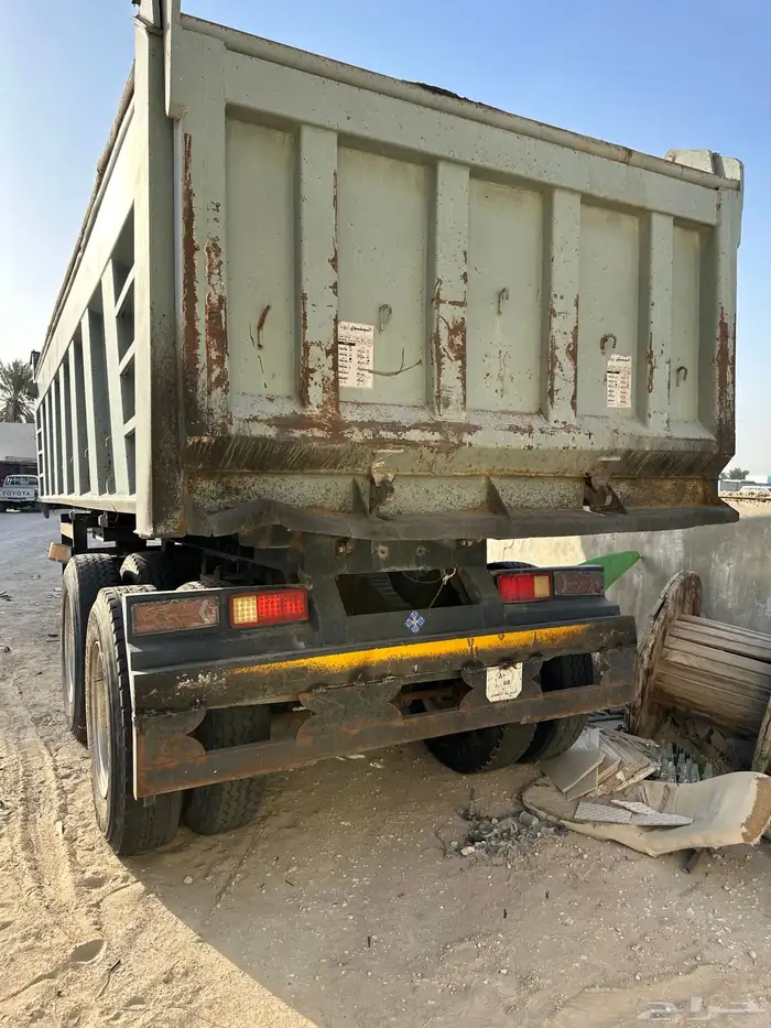 صندوق قلاب للايجار 1
