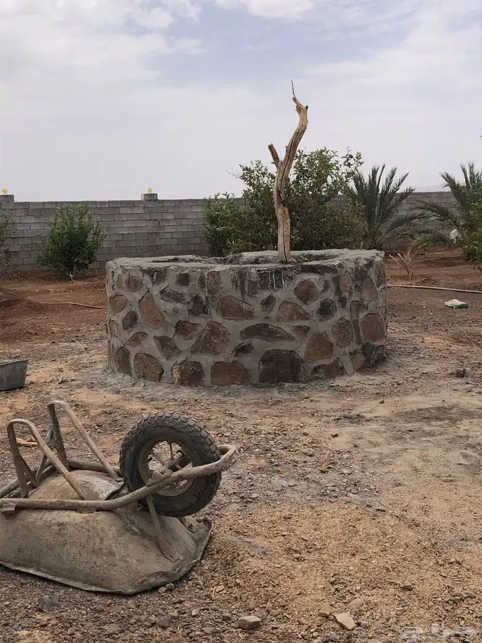 معلم بنا حجر طبيعي 6