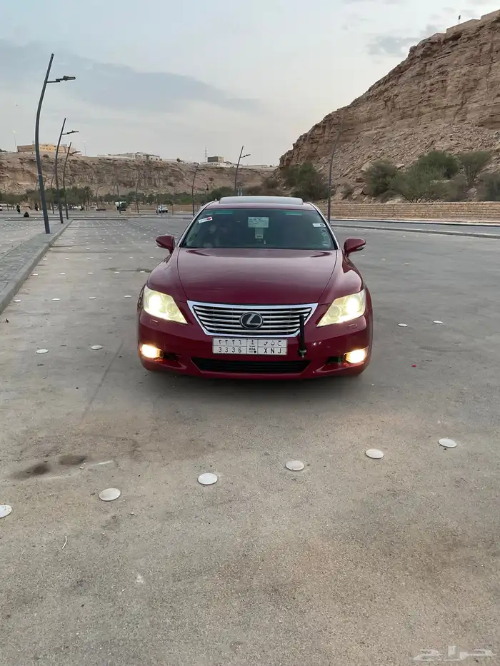 للبيع لكزس 460 LS 0
