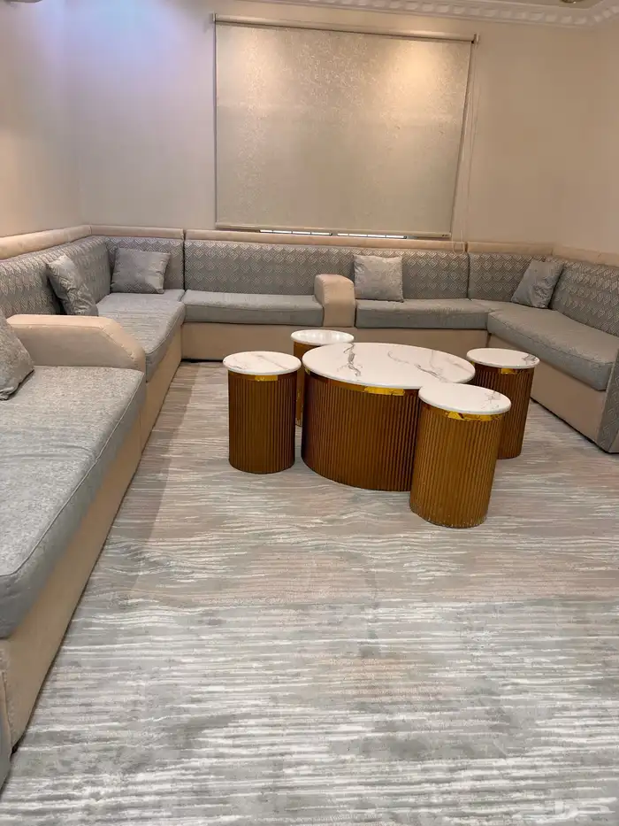 كنب وطاولات وفرشه 0