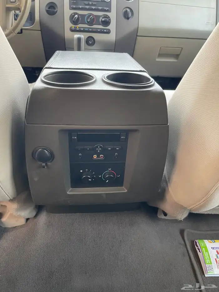 فورد اكسبديش 2010 20