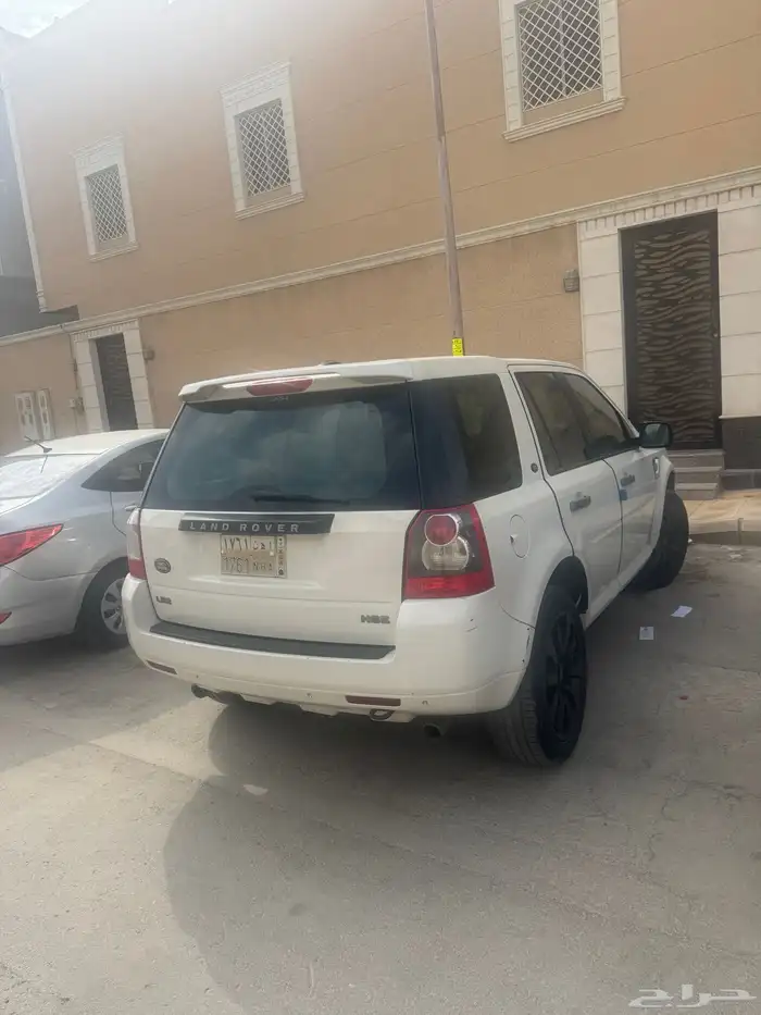 لاندروفر LR 2 موديل 2010 8