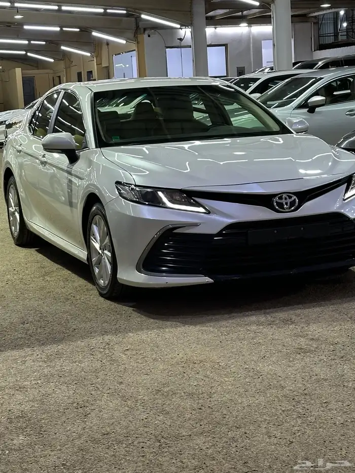 تويوتا كامري 2023 وكالة ستاندر 2