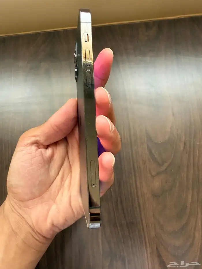 ايفون 12 برو نظيف 7