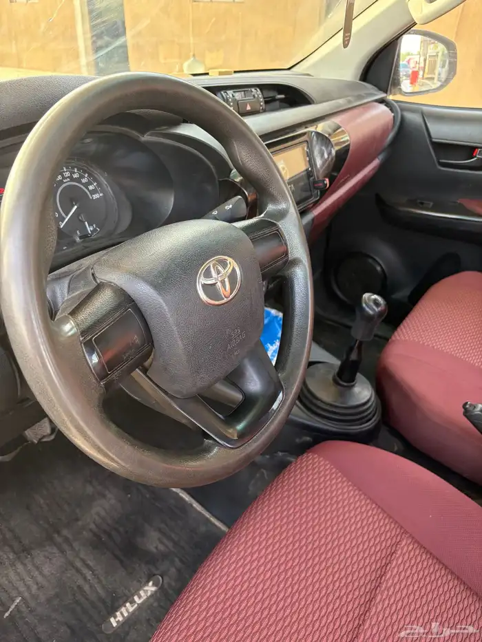 للبيع تويوتا هايلكس ديزل غمارة شاص طويل موديل 2023 9