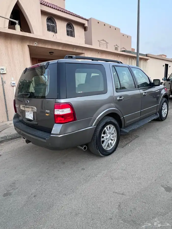 اكسبيدشن موديل 2011 3