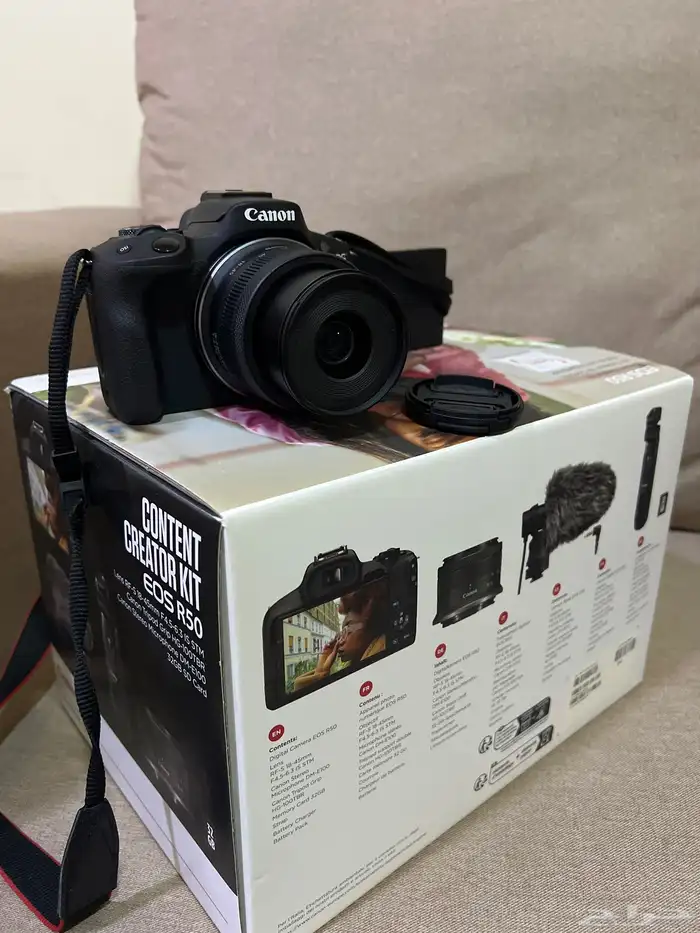 للبيع  كاميرا كانون Canon EOS R50 بحالة ممتازة 3