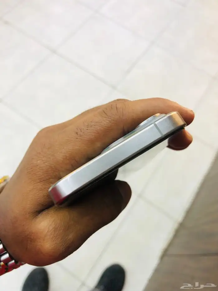 iPhone 15 pro 4