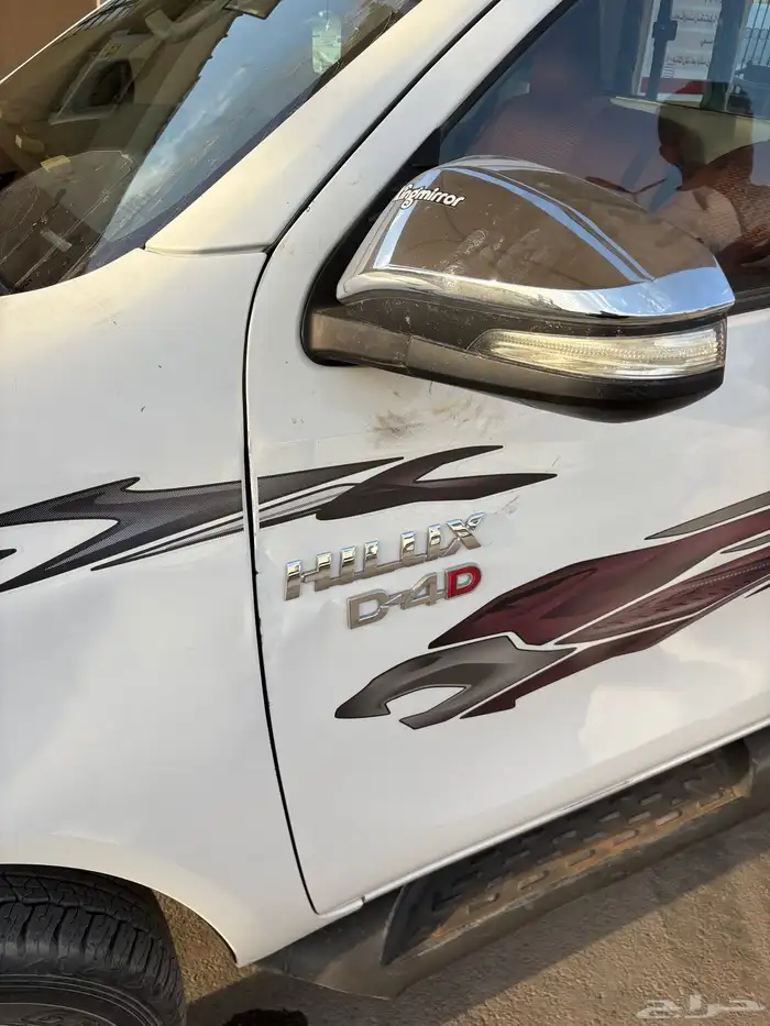 للبيع تويوتا هايلكس ديزل غمارة شاص طويل موديل 2023 10