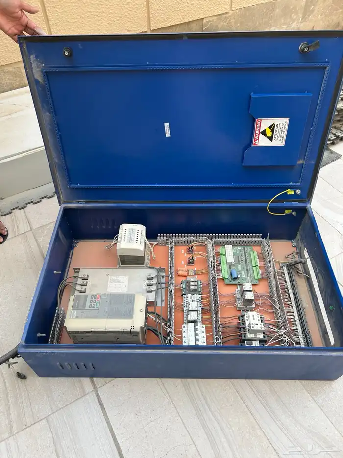 قطع غيار مستعمله لوحة الكترونيه للمصاعد 0