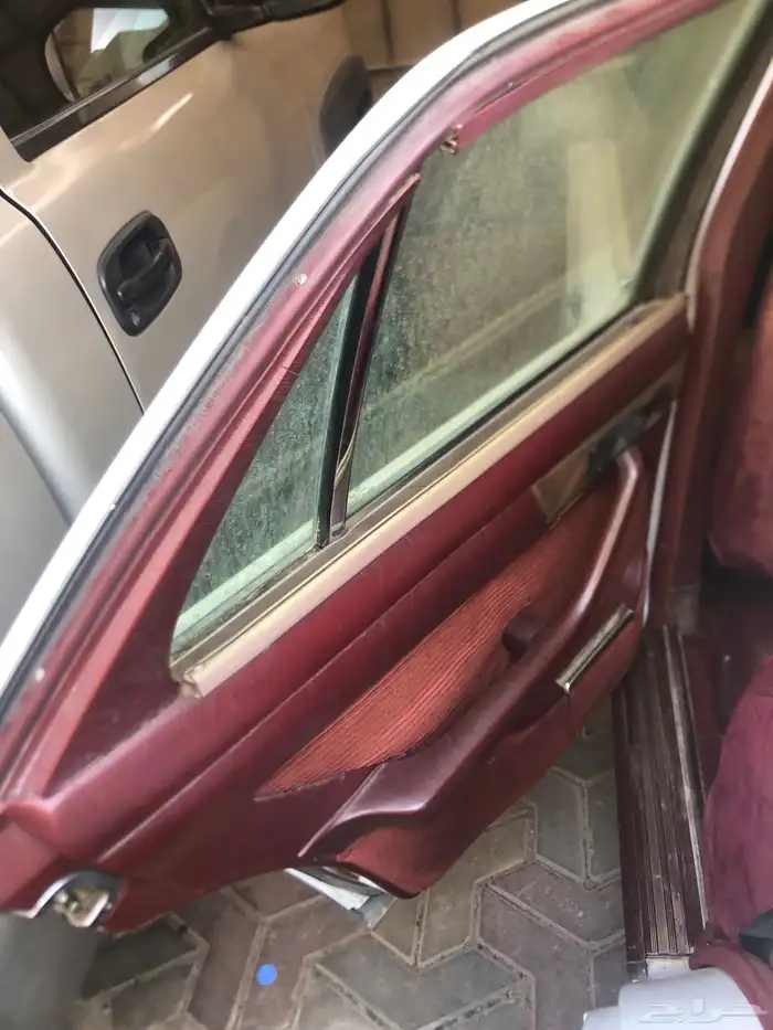 مرسيدس بنز W126 SE300 17