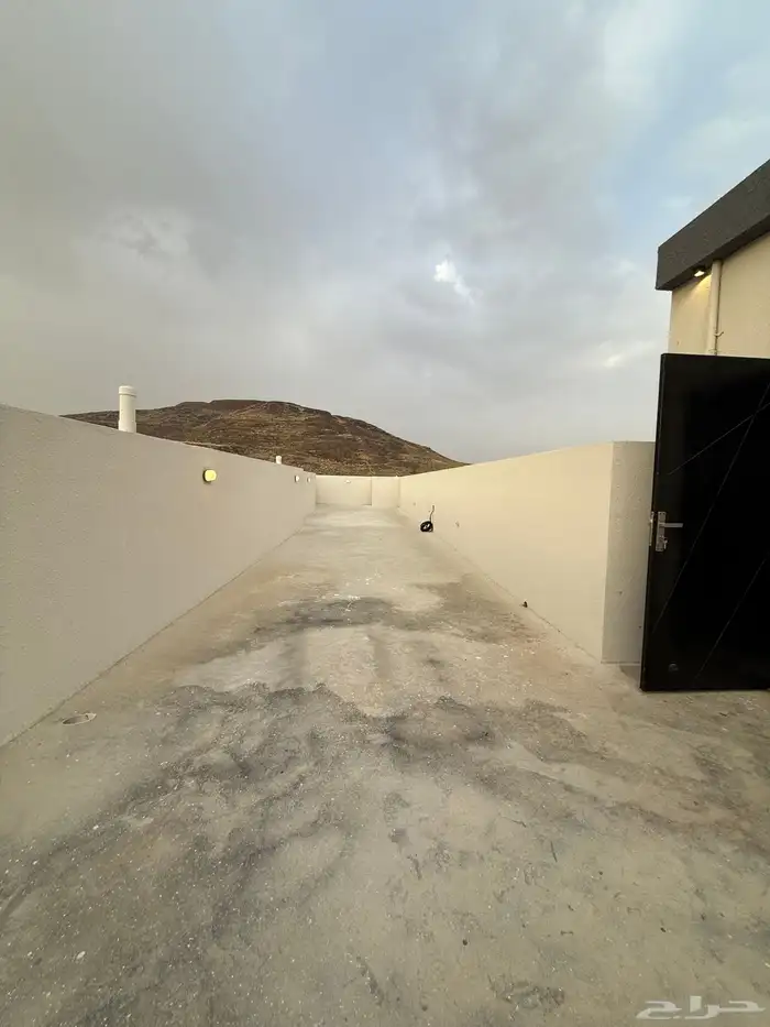 للبيع شقق علويه بسعر 520 الف ابها المحاله 26