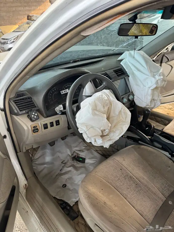 كامري 2011 للبيع قطع فقط 5