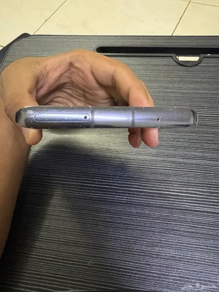 جوال LG velvet للبيع 5