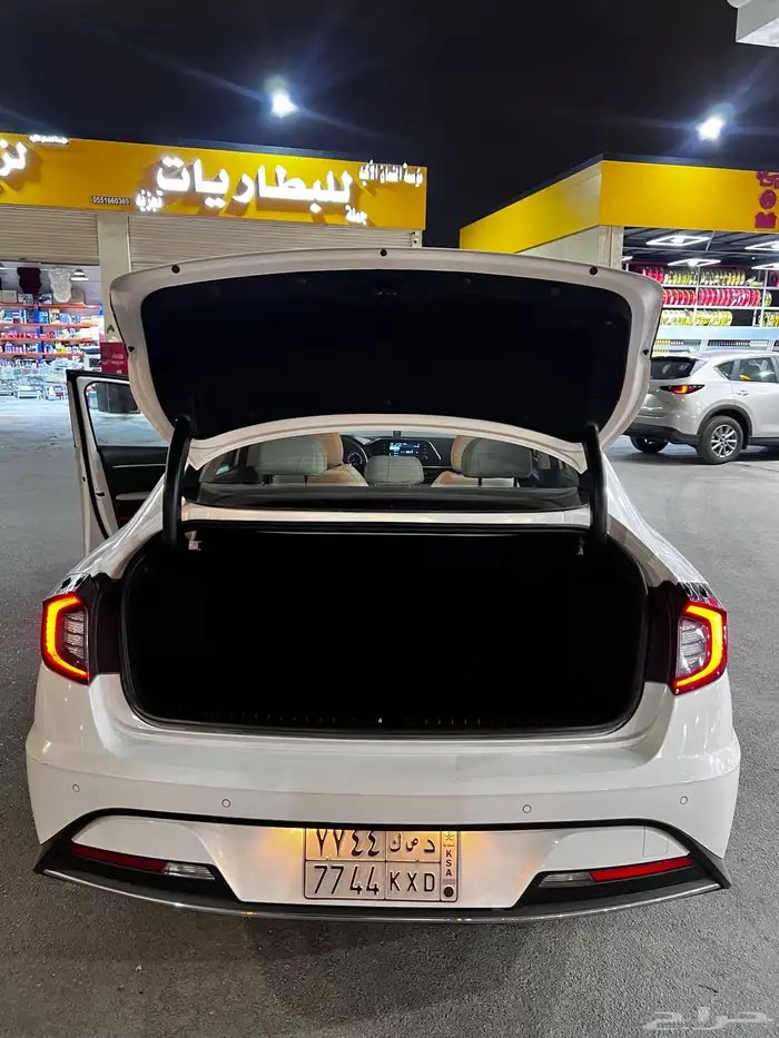 سوناتا 2022 شد بلد من الصدام للصدام( تم البيع   ) 9