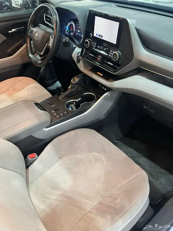 تويوتا هايلاندر 2023 GLE نص فل ( الوكيل عبداللطيف جميل ) 6