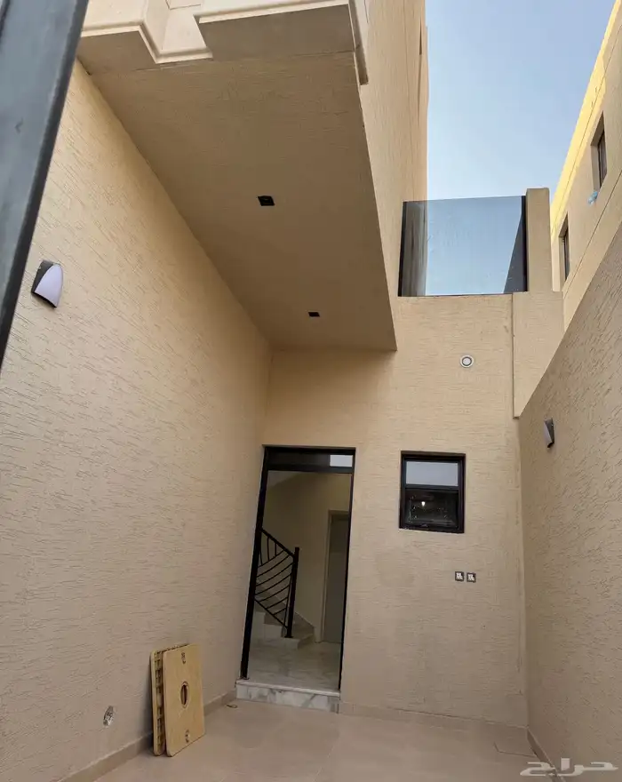 للبيع ادوار حي الرمال بأسعار مميزة 16