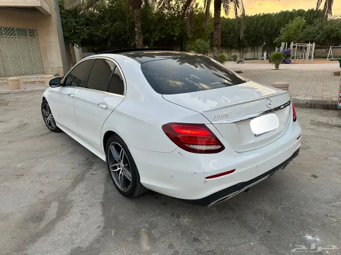 مرسيدس اي E300 2017 5