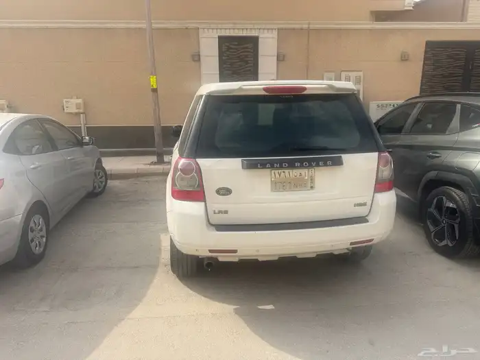 لاندروفر LR 2 موديل 2010 3