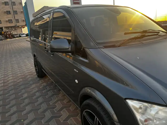 فان مرسيدس 2011 8