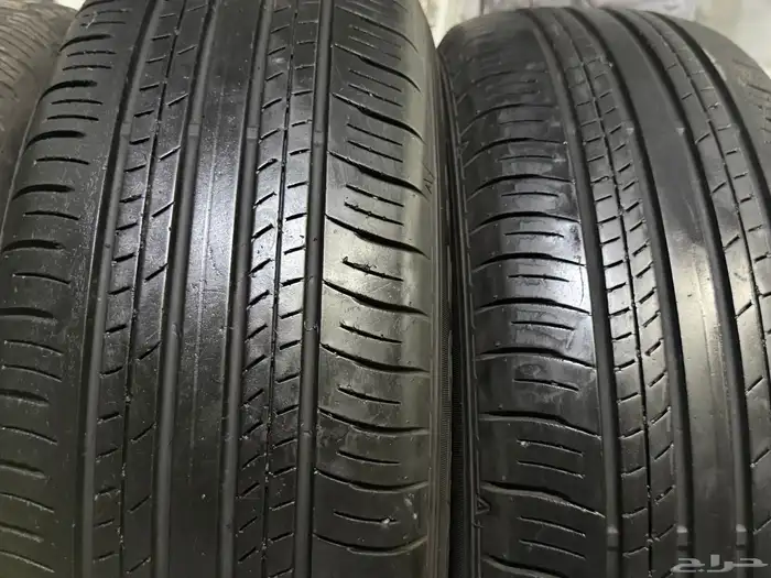 4طقم كفرات دنلوب ياباني مقاس الكفرات 225 65 17 0