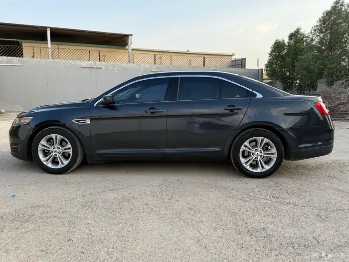 فورد توروس 2017 7