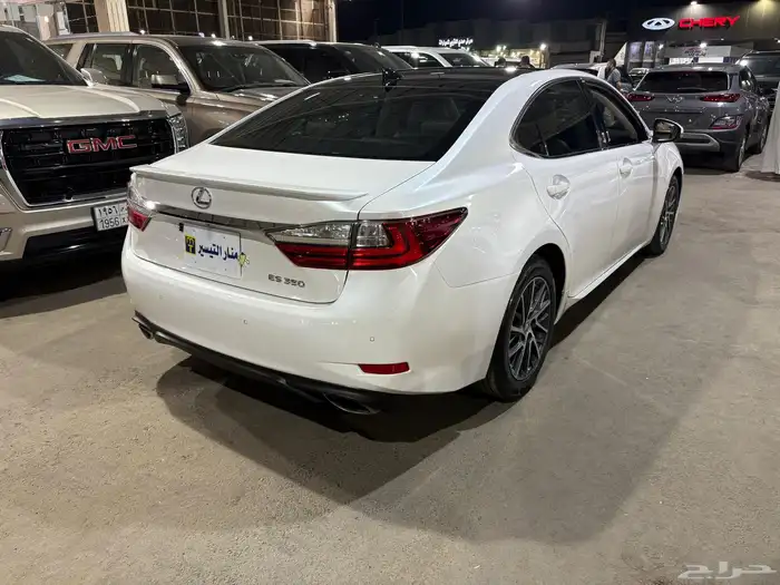 لكزس ES350 2017 5