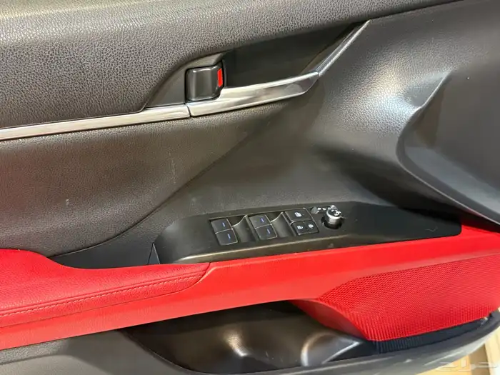 تويوتا كامري سبورت 2024 (( بحالة ممتازة )) 15